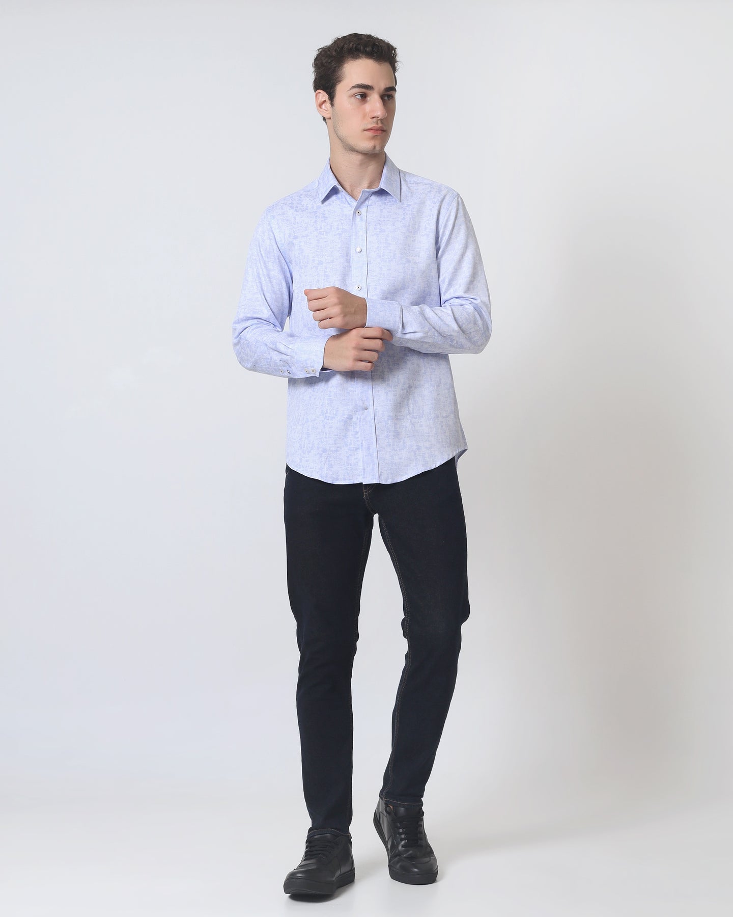 Quieti Modern Fit, Blue Geo Jacquard, Long Sleeve Woven Shirt